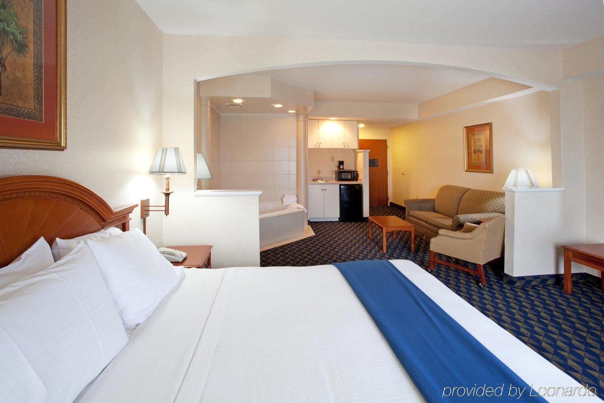 Holiday Inn Express & Suites Orangeburg By Ihg Dış mekan fotoğraf